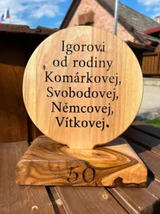 Obrázok Vlastný otočný motív na podstavci